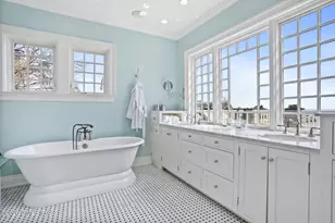 200 Shore Rd, Old Greenwich, CT 06870 - Photo 15