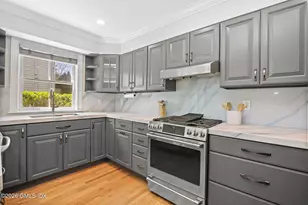 54 Almira Dr, Greenwich, CT 06831 - Photo 7