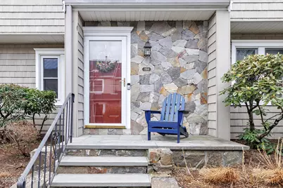 5 Glen Street #APT 204, Greenwich, CT 06830 - Photo 3