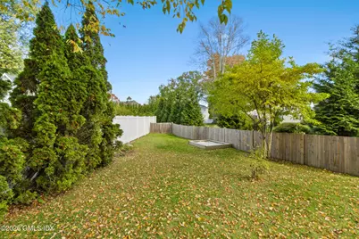 62 Park Avenue, Old Greenwich, CT 06870 - Photo 31