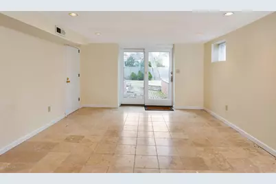 32 Highview Avenue, Old Greenwich, CT 06870 - Photo 23