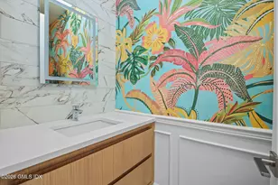 7 Bailiwick Rd, Greenwich, CT 06831 - Photo 7