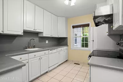 60 Greenwich Hills Drive #60, Greenwich, CT 06831 - Photo 7