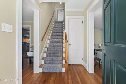 93 Summit Road, Greenwich, CT 06878 - Photo 3