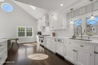 7 Grimes Road, Old Greenwich, CT 06870 - Photo 9