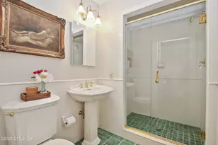 19 Sky Meadow Dr, Stamford, CT 06903 - Photo 25