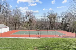 99 Greenwich Hills Dr, Greenwich, CT 06831 - Photo 21