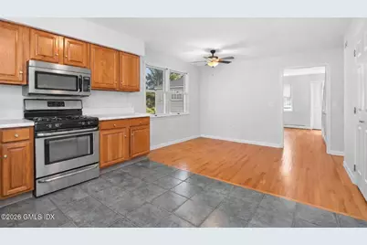 21 W Division Street, Greenwich, CT 06830 - Photo 15