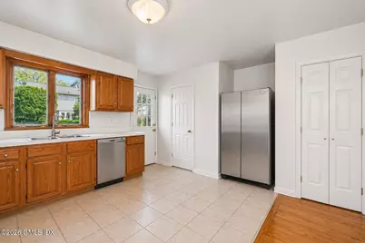 21 W Division Street, Greenwich, CT 06830 - Photo 31
