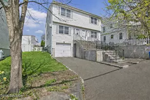 21 W Division St, Greenwich, CT 06830 - Photo 37