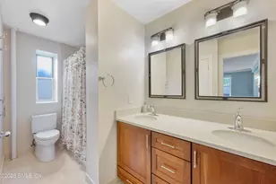 25 W Elm St, Greenwich, CT 06830 - Photo 9