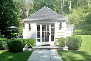 1102 Rock Rimmon Rd, Stamford, CT 06903 - Photo 5