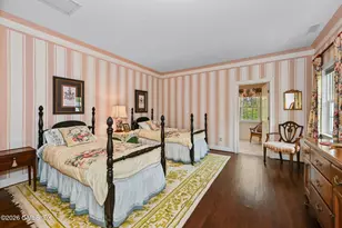 14 Upland Dr, Greenwich, CT 06831 - Photo 29