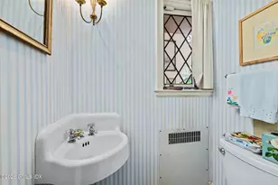 14 Upland Dr, Greenwich, CT 06831 - Photo 19