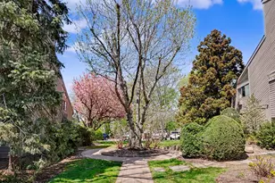 1465 E Putnam Ave, Greenwich, CT 06830 - Photo 17