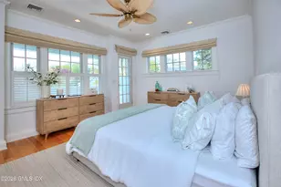 7 Heusted Dr, Old Greenwich, CT 06870 - Photo 11