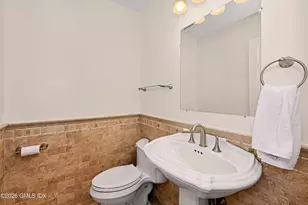 34 MacArthur Dr, Old Greenwich, CT 06870 - Photo 15