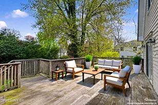 34 MacArthur Dr, Old Greenwich, CT 06870 - Photo 31