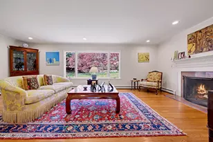 46 Stag Ln, Greenwich, CT 06831 - Photo 3