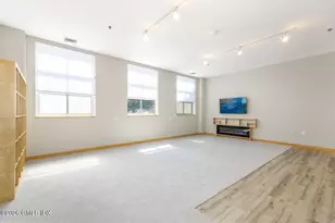 10 Ann St, Norwalk, CT 06854 - Photo 7