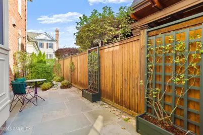 215 Milbank Avenue #E, Greenwich, CT 06830 - Photo 25