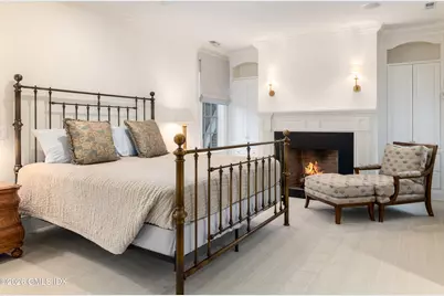 215 Milbank Avenue #E, Greenwich, CT 06830 - Photo 13