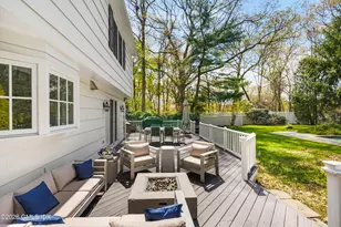 2 Daffodil Ln, Greenwich, CT 06807 - Photo 39