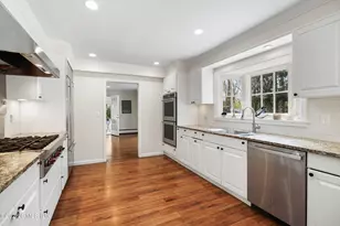 2 Daffodil Ln, Greenwich, CT 06807 - Photo 15