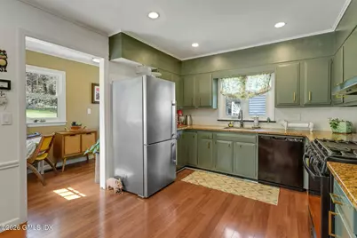 42 Nicholas Avenue, Greenwich, CT 06831 - Photo 7
