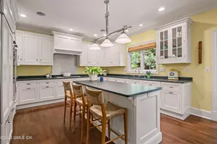 11 River Oaks Dr, Stamford, CT 06902 - Photo 7