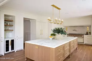 20 Sherwood Farm Ln, Greenwich, CT 06831 - Photo 11
