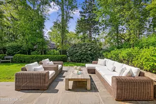 49 Willow Rd, Greenwich, CT 06878 - Photo 27