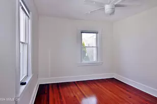 25 Division Street Wes, Greenwich, CT 06830 - Photo 17