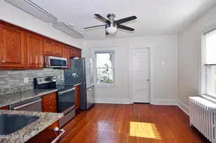 25 Division Street Wes, Greenwich, CT 06830 - Photo 9