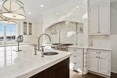 30 Bayside Terrace, Greenwich, CT 06878 - Photo 21