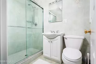 52 Lafayette Pl, Greenwich, CT 06830 - Photo 11