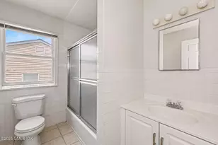 21 W Division St, Greenwich, CT 06830 - Photo 11