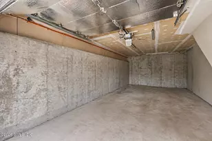 21 W Division St, Greenwich, CT 06830 - Photo 13