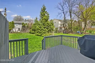 21 W Division St, Greenwich, CT 06830 - Photo 7