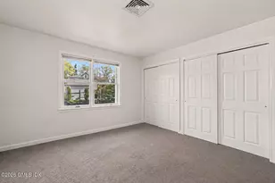 21 W Division St, Greenwich, CT 06830 - Photo 9