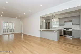 347 Delavan Ave, Greenwich, CT 06831 - Photo 7