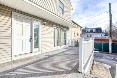24 Hollow Wood Lane #2, Greenwich, CT 06831 - Photo 3