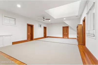 98 Byram Shore Road #Carriage House, Greenwich, CT 06830 - Photo 5