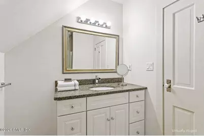 98 Byram Shore Road #Carriage House, Greenwich, CT 06830 - Photo 15