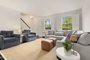 289 Bridge St, Stamford, CT 06905 - Photo 3