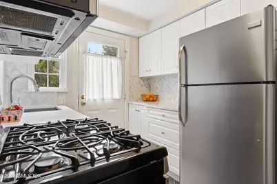 289 Bridge Street #289, Stamford, CT 06905 - Photo 7