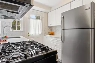 289 Bridge St, Stamford, CT 06905 - Photo 7