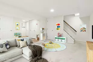 289 Bridge St, Stamford, CT 06905 - Photo 17