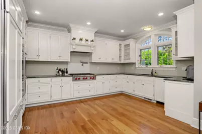 71 Orchard Place #2, Greenwich, CT 06830 - Photo 11