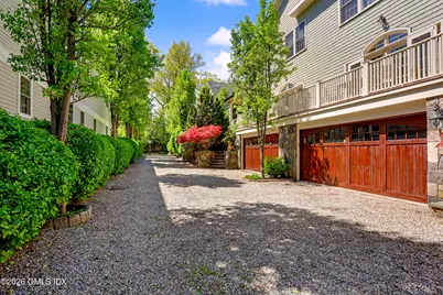 71 Orchard Place #2, Greenwich, CT 06830 - Photo 3